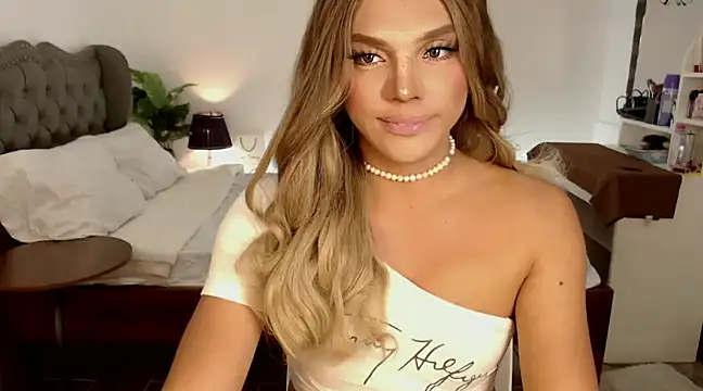 liaa lurrecams online show from 10, 12, 2024