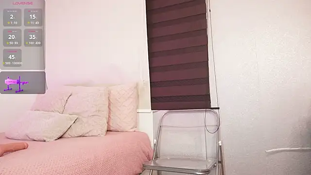 Snapshot of Alexxandra_12 chatting on 23, 11, 2025 Alexxandra 12 online show from 23, 11, 2025