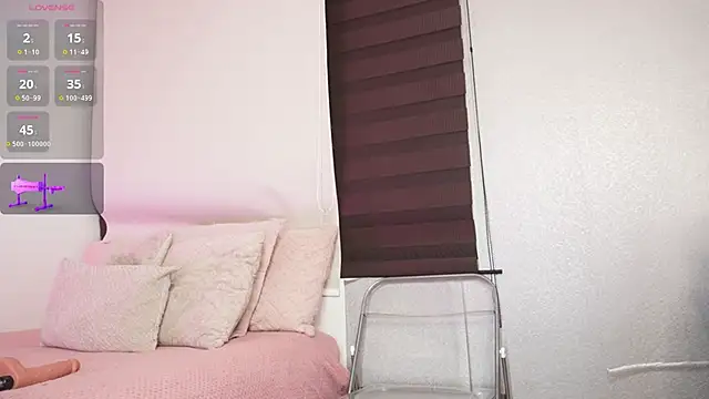 Snapshot of Alexxandra_12 chatting on 25, 11, 2025 Alexxandra 12 online show from 25, 11, 2025