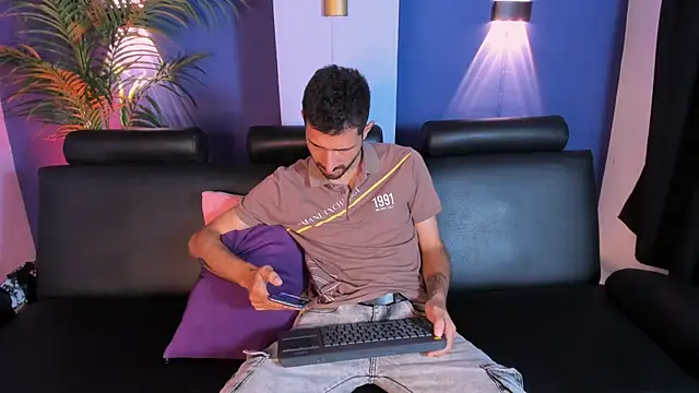 sam bisex online show from 23, 3, 2026