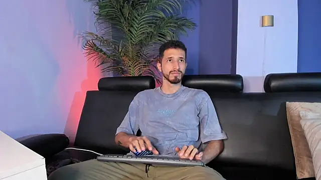 sam bisex online show from 1, 4, 2026