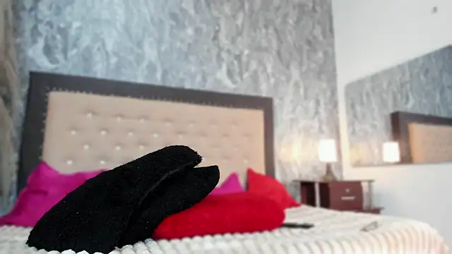 Lia sarahi online show from 13, 3, 2025