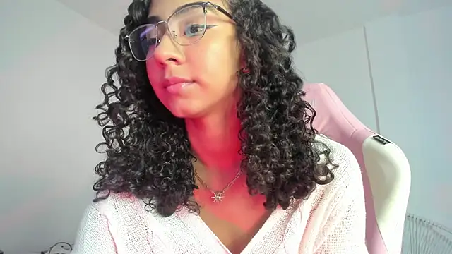 Snapshot of khaliope chatting on 1, 3, 2026 khaliope online show from 1, 3, 2026