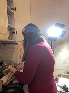 DienkaGreen online show from 23, 11, 2025