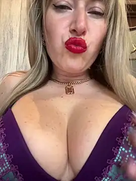 Kittenforyou online show from 6, 4, 2026