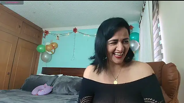 Snapshot of ISABEEL_SOFIA01 chatting on 11, 6, 2026 ISABEEL SOFIA01 online show from 11, 6, 2026