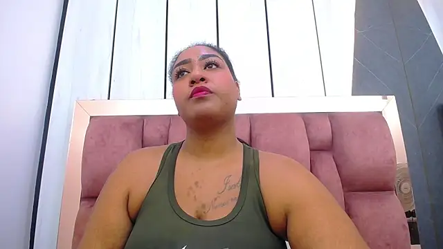 Snapshot of arianna_pearl chatting on 29, 5, 2026 arianna pearl online show from 29, 5, 2026