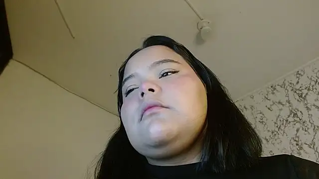 sexychubby    online show from 15, 12, 2025