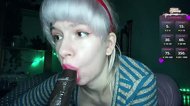 Snapshot of cruellagoth666 chatting on 23, 12, 2024 cruellagoth666 online show from 23, 12, 2024