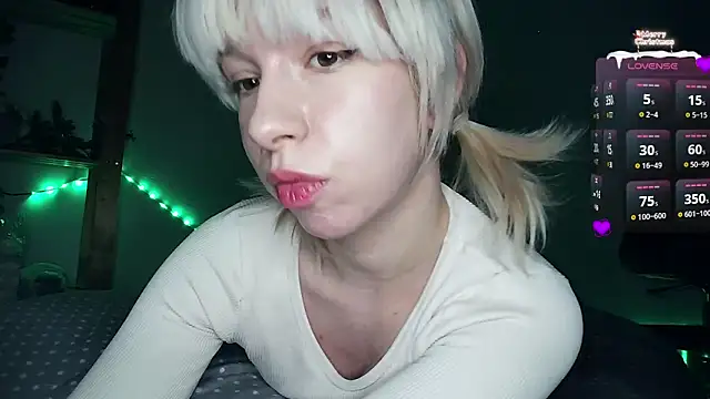 Snapshot of cruellagoth666 chatting on 22, 1, 2025 cruellagoth666 online show from 22, 1, 2025