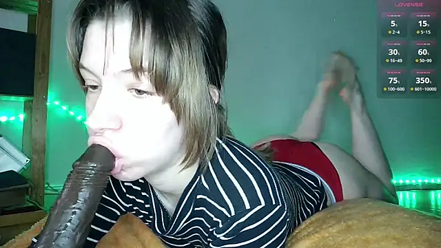 Snapshot of cruellagoth666 chatting on 16, 10, 2025 cruellagoth666 online show from 16, 10, 2025