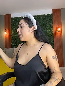 Amandanauty online show from 16, 12, 2025