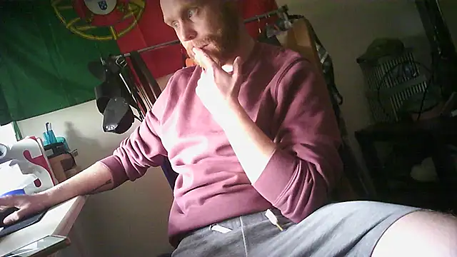 Snapshot of Gingerguyxl29 chatting on 31, 10, 2025 Gingerguyxl29 online show from 31, 10, 2025