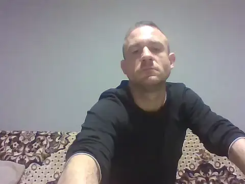 Snapshot of aroj95 chatting on 31, 10, 2025 aroj95 online show from 31, 10, 2025