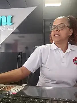 BayleyBanks online show from 8, 4, 2026