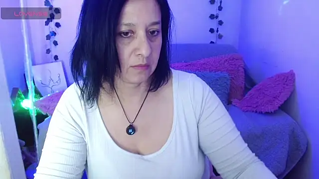 camilalatti online show from 9, 11, 2025