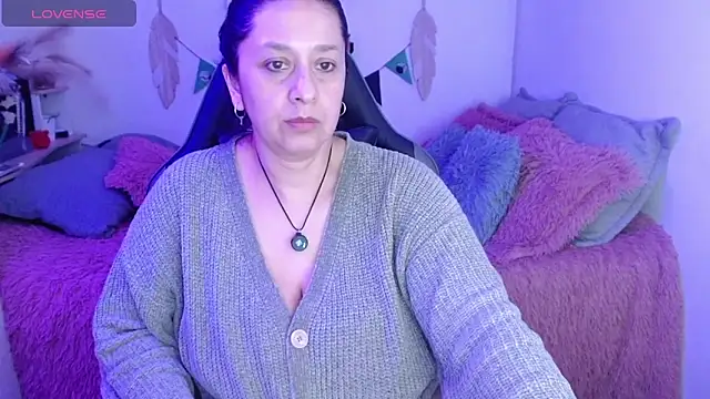camilalatti online show from 19, 6, 2026