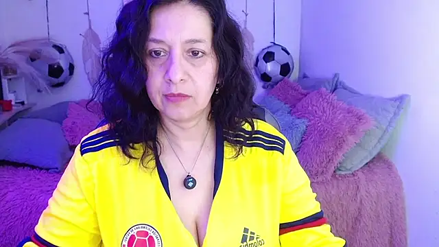 camilalatti online show from 21, 6, 2026