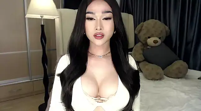 Snapshot of KeenMazikeen69 chatting on 11, 12, 2024 KeenMazikeen69 online show from 11, 12, 2024