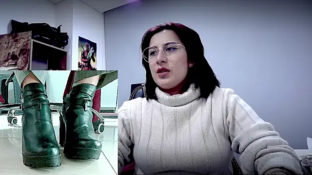 Scarlett Sen online show from 10, 4, 2026