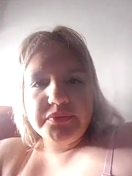 Snapshot of shaynarg chatting on 6, 10, 2025 shaynarg online show from 6, 10, 2025