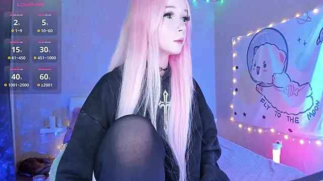 Misty Shadow online show from 15, 11, 2025