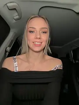 Snapshot of HopeHeaven chatting on 3, 3, 2025 HopeHeaven online show from 3, 3, 2025