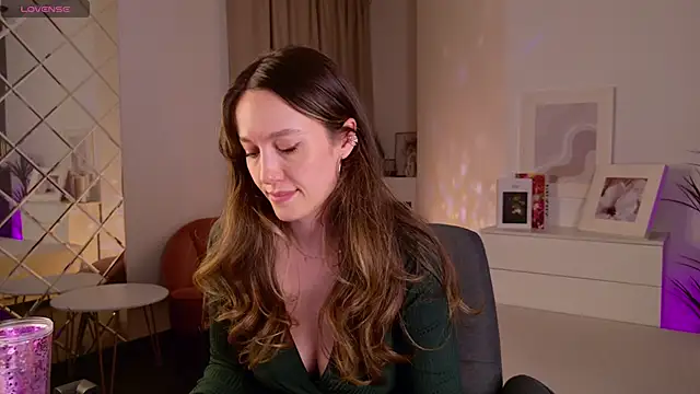 AgnesGoddess online show from 6, 6, 2026