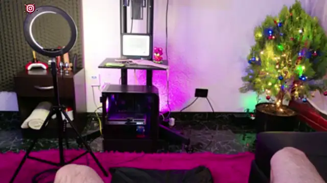 Snapshot of lilithandpaul chatting on 23, 12, 2024 lilithandpaul online show from 23, 12, 2024