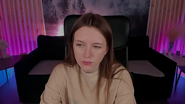 Snapshot of JennyDens chatting on 11, 2, 2025 JennyDens online show from 11, 2, 2025