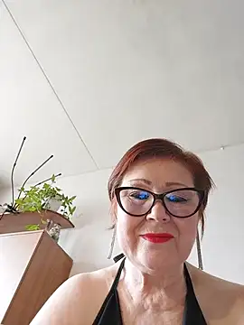 Snapshot of Fire_Night chatting on 22, 5, 2026 Fire Night online show from 22, 5, 2026