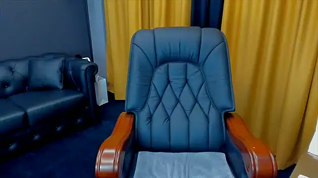 Snapshot of HaleySweet18 chatting on 4, 7, 2026 HaleySweet18 online show from 4, 7, 2026