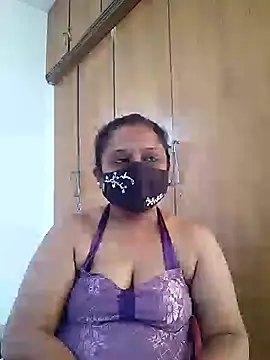 sexynayan23 online show from 7, 4, 2026