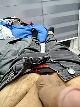 Snapshot of Hottoyboy2 chatting on 6, 10, 2025 Hottoyboy2 online show from 6, 10, 2025