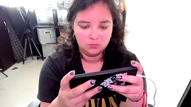 aika-dreams online show from 1, 12, 2025