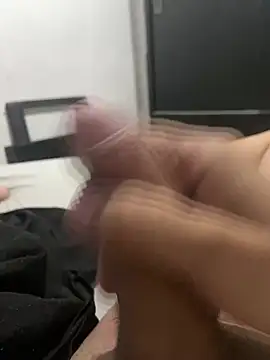 Snapshot of dustbor chatting on 22, 1, 2025 dustbor online show from 22, 1, 2025