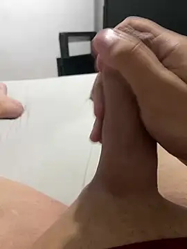 Snapshot of dustbor chatting on 12, 2, 2025 dustbor online show from 12, 2, 2025