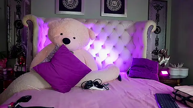 Squirt Tanya online show from 11, 3, 2026