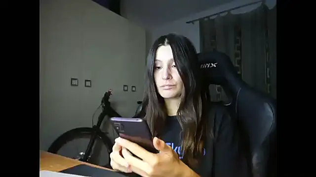 Snapshot of GodlyTheia chatting on 6, 12, 2024 GodlyTheia online show from 6, 12, 2024