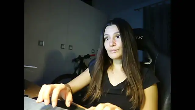 Snapshot of GodlyTheia chatting on 9, 12, 2024 GodlyTheia online show from 9, 12, 2024