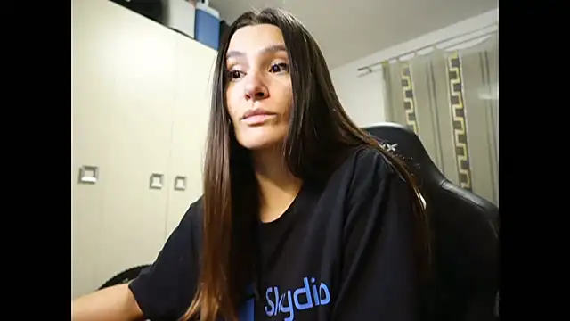 Snapshot of GodlyTheia chatting on 16, 12, 2024 GodlyTheia online show from 16, 12, 2024