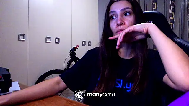 Snapshot of GodlyTheia chatting on 24, 1, 2025 GodlyTheia online show from 24, 1, 2025