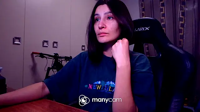 Snapshot of GodlyTheia chatting on 14, 3, 2025 GodlyTheia online show from 14, 3, 2025