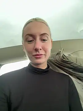 Snapshot of CutieEmy chatting on 24, 2, 2025 CutieEmy online show from 24, 2, 2025