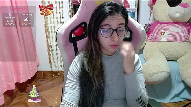 Maggie Fox3 online show from 20, 11, 2025