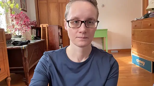 LeahWilde online show from 15, 2, 2025