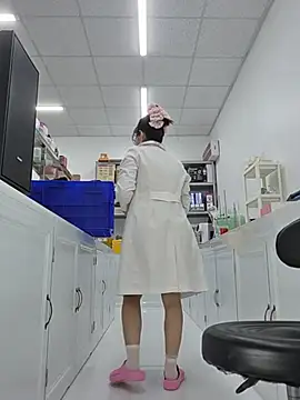 HinaLovely online show from 21, 7, 2026
