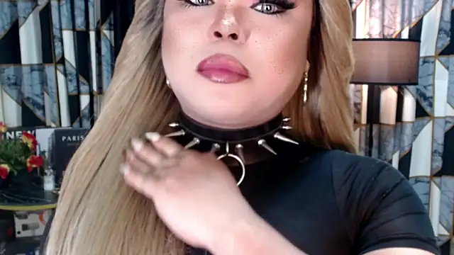 Mistress DOMnicaaxx online show from 17, 9, 2025