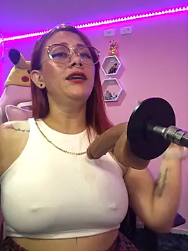 Luna Paris  online show from 14, 3, 2025