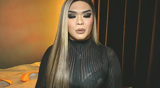 Snapshot of VictoriaEliz chatting on 8, 12, 2024 VictoriaEliz online show from 8, 12, 2024